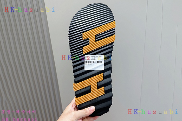 NEW 에르메스 샌들 신상 H 8857024