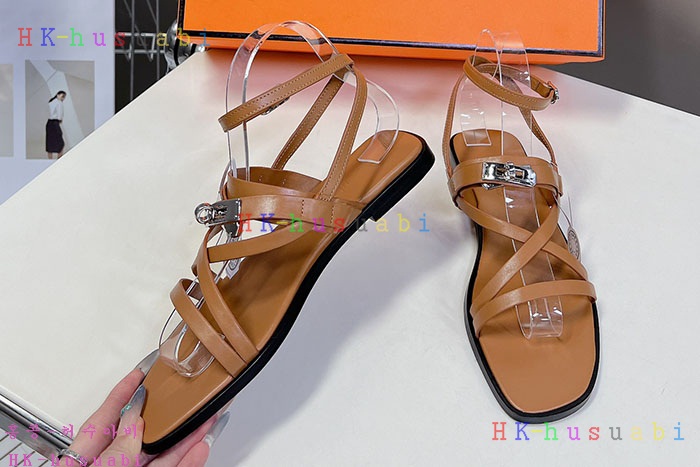NEW 에르메스 샌들 신상 H 8857013