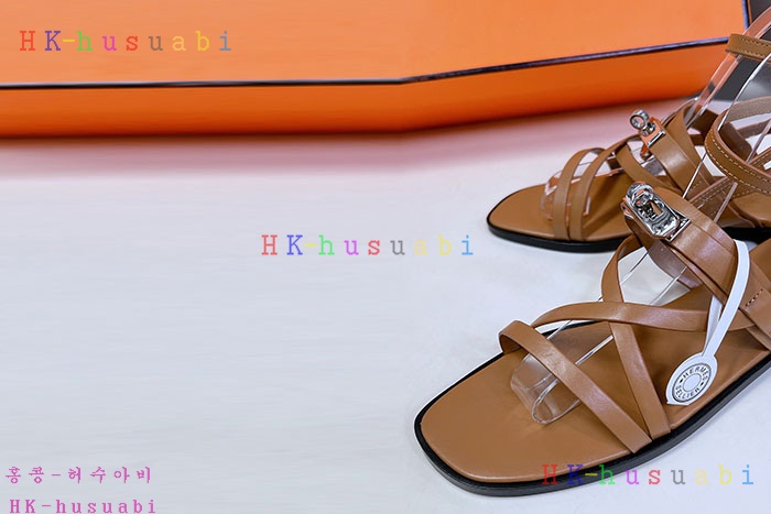 NEW 에르메스 샌들 신상 H 8857013