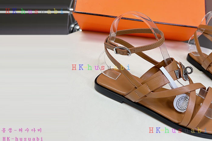 NEW 에르메스 샌들 신상 H 8857013