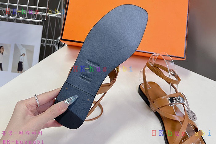 NEW 에르메스 샌들 신상 H 8857013