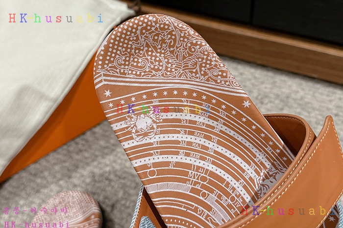 NEW 에르메스 샌들 신상 H 523010