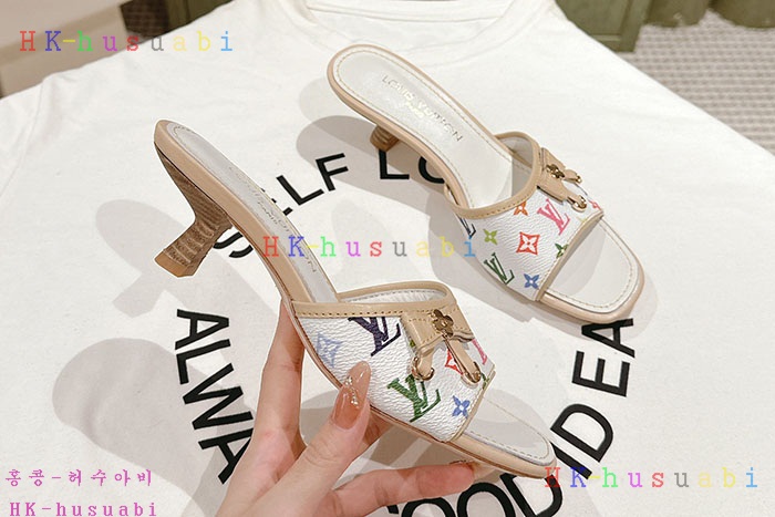 NEW 루이비통 샌들 신상 LV 856610