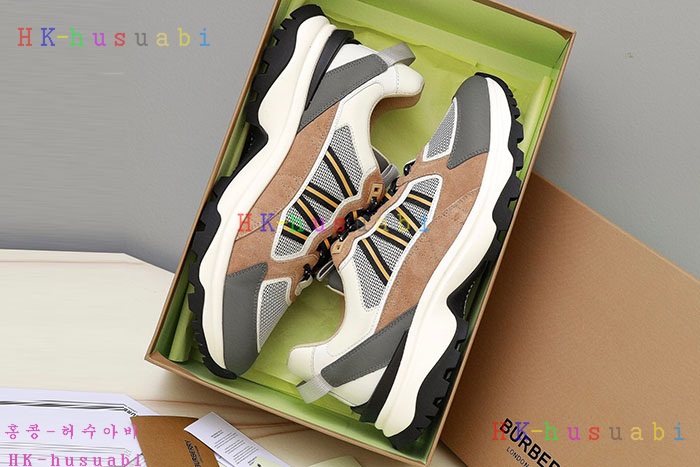 NEW 버버리 스니커즈 신상 BB 665223