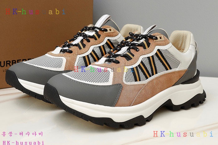 NEW 버버리 스니커즈 신상 BB 665223