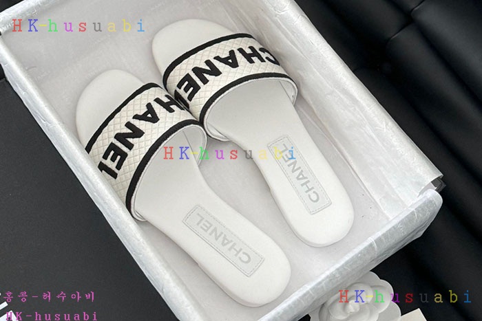 NEW 샤넬 샌들 신상 C 995504