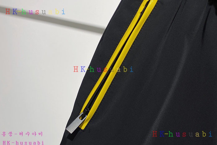 NEW 펜디 반바지 신상 FD 888900