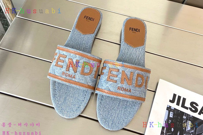 NEW 펜디 샌들 신상 FD 6855019