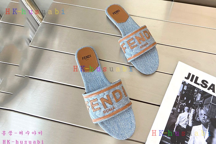 NEW 펜디 샌들 신상 FD 6855019