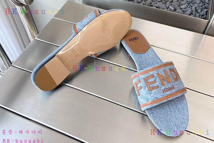 NEW 펜디 샌들 신상 FD 6855019