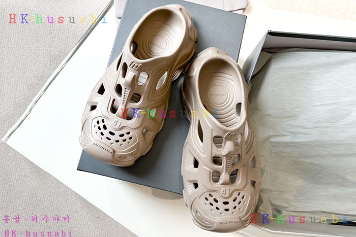 NEW 발렌시아가 신발 신상 B 870770