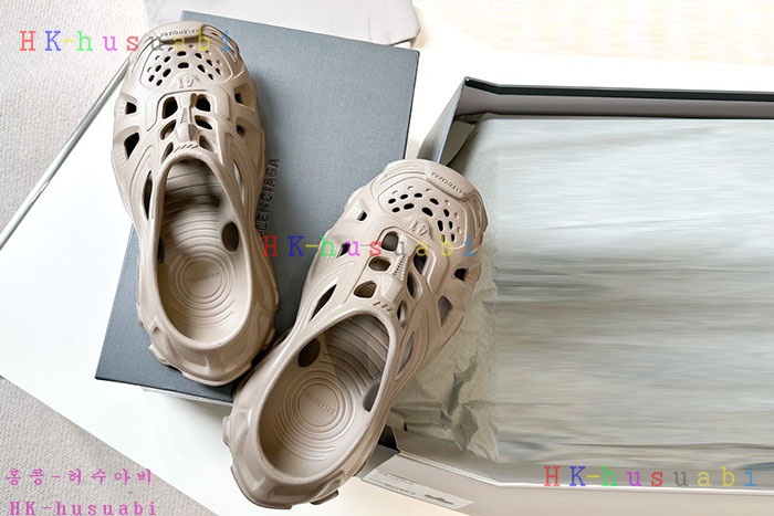 NEW 발렌시아가 신발 신상 B 870770
