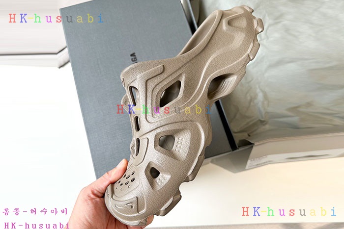 NEW 발렌시아가 신발 신상 B 870770