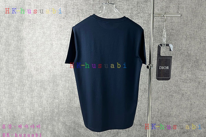 NEW 디올 반팔티 신상 DR 3025503