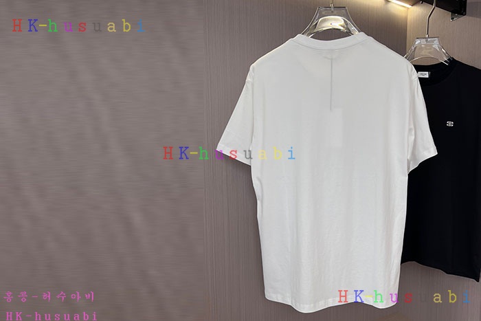 NEW 셀린느 반팔티 신상 C 668043