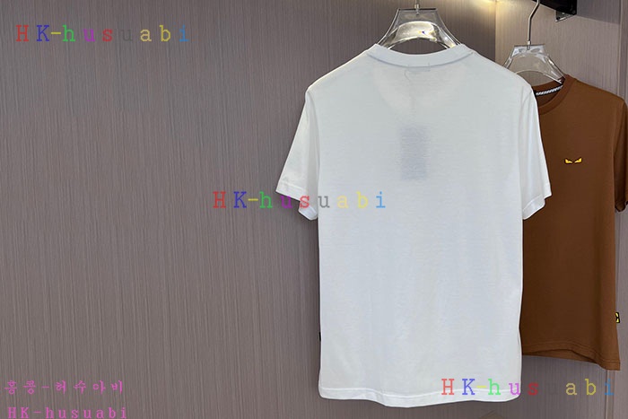 NEW 펜디 반팔티 신상 F 9699010