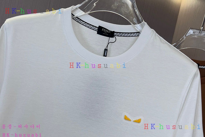 NEW 펜디 반팔티 신상 F 9699010