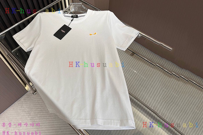 NEW 펜디 반팔티 신상 F 9699010