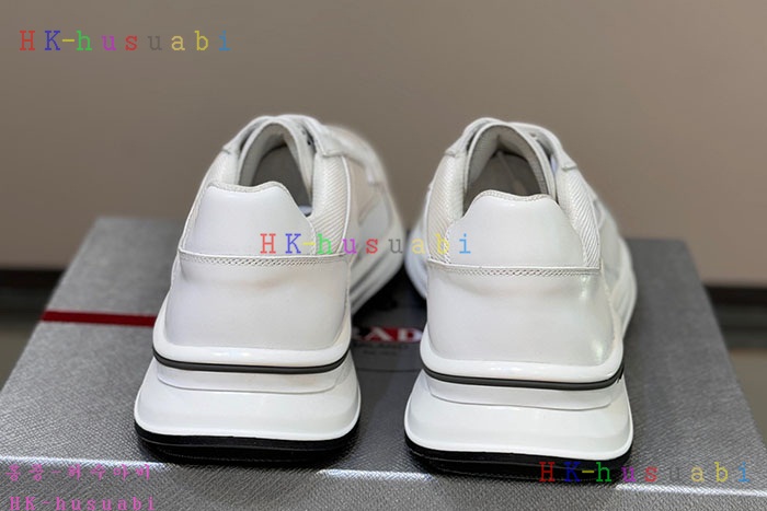 NEW 프라다 스니커즈 신상 P 558001