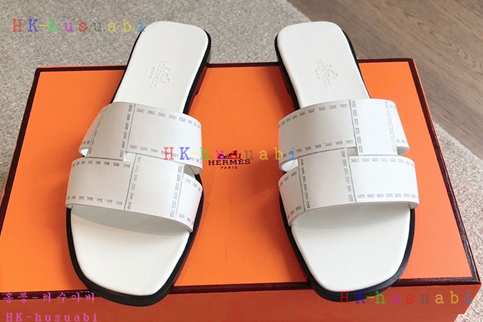 NEW 에르메스 샌들 슬리퍼 신상 H 040117