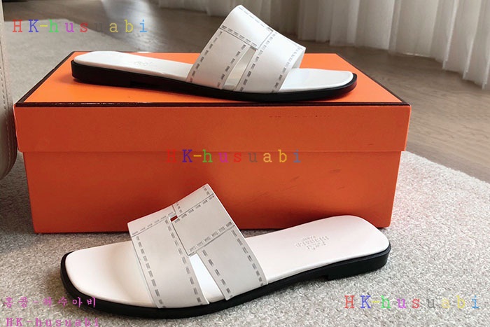 NEW 에르메스 샌들 슬리퍼 신상 H 040117