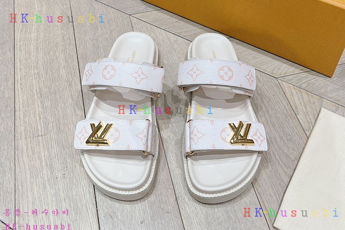 NEW 루이비통 샌들슬리퍼 신상 LV 1180607
