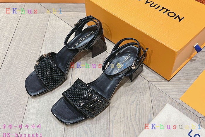 NEW 루이비통 샌들  신상 LV 788701