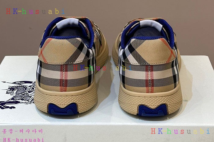 NEW 버버리 스니커즈 신상 BB 977705