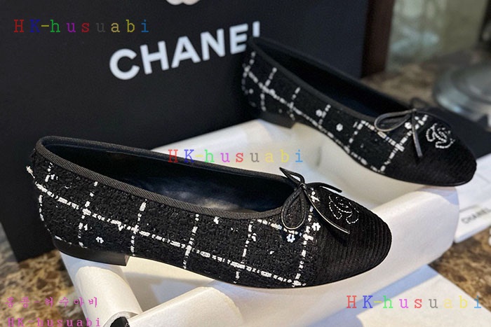 NEW 샤넬 플랫슈즈 신상 C 1555602