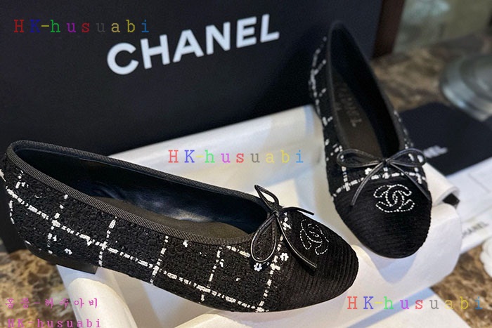 NEW 샤넬 플랫슈즈 신상 C 1555602