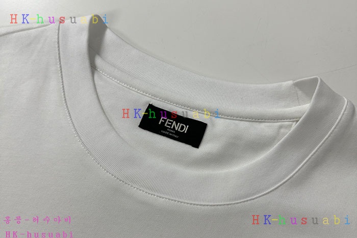 NEW 펜디 반팔티 신상 F 885501