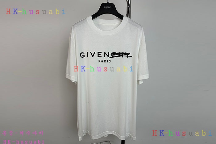 NEW 지방시 반팔티 신상 GV 788014