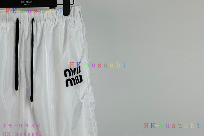 NEW 미우미우 반바지 신상 MU 533520
