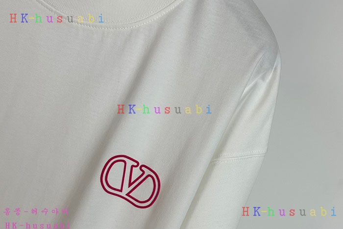 NEW 발렌티노 반팔티 신상 V 558920