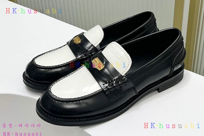 NEW 미우미우 로퍼 신상 M 8557042
