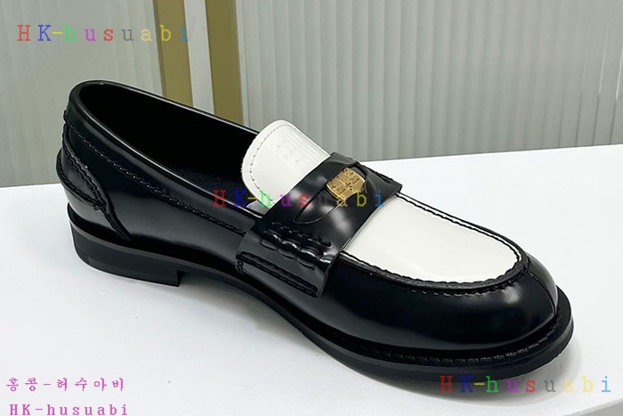 NEW 미우미우 로퍼 신상 M 8557042