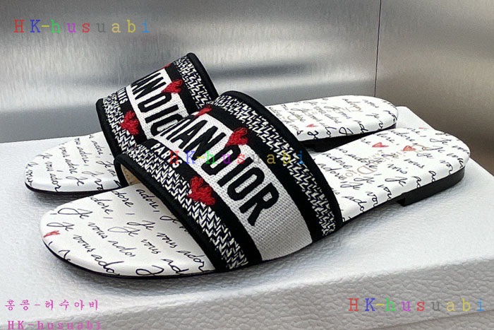 NEW 디올 샌들 신상 DR 9958009