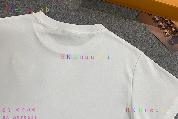 NEW 루이비통 반팔티 신상 LV 118904