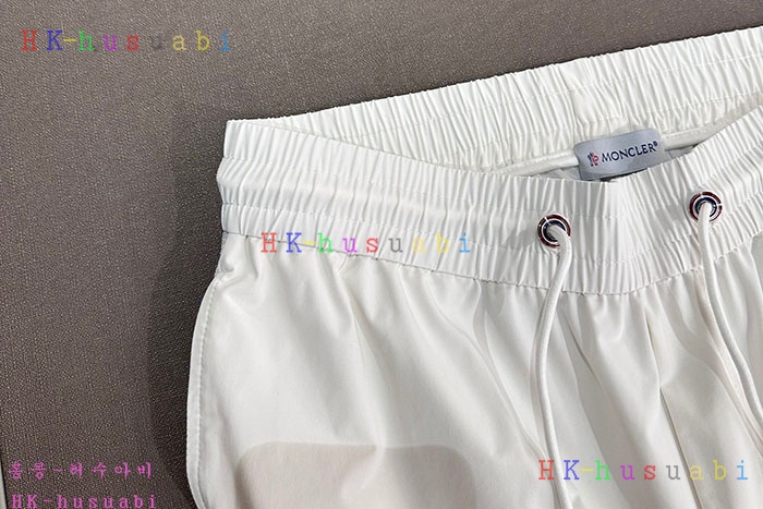 NEW 몽클레어 반바지 신상 M 644140