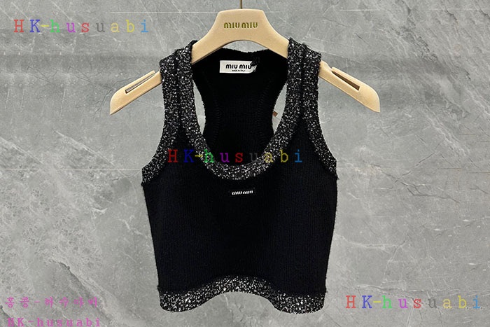 NEW 미우미우 상하의셋트 신상  M 3325017