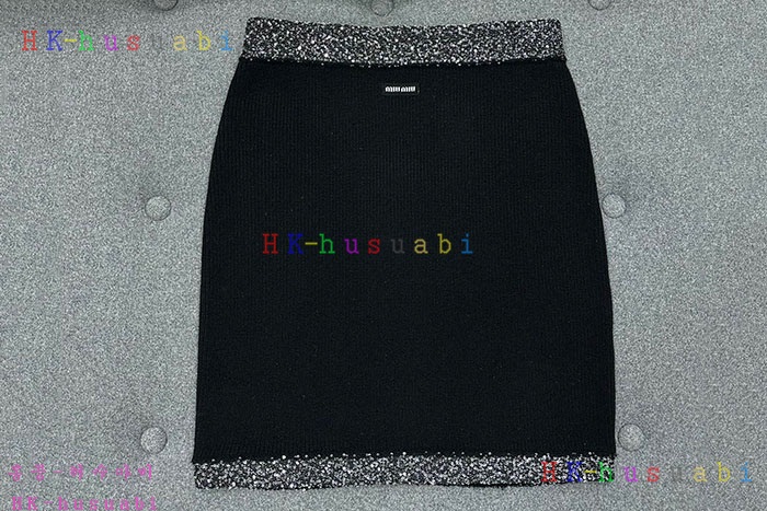 NEW 미우미우 상하의셋트 신상  M 3325017