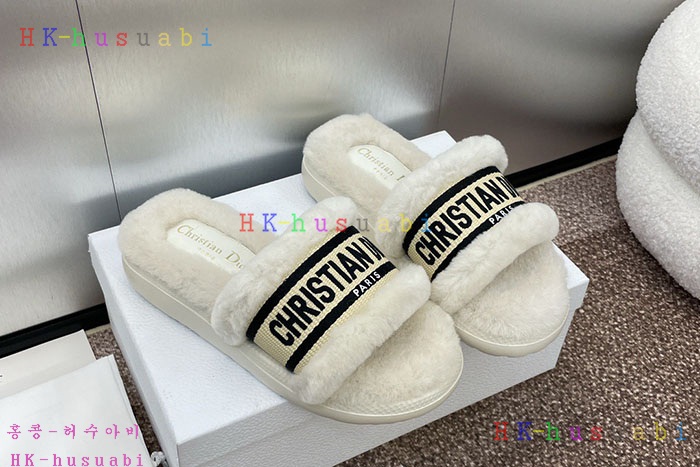 NEW 디올 신발 신상 DR 889043