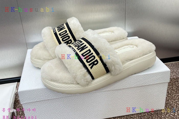 NEW 디올 신발 신상 DR 889043