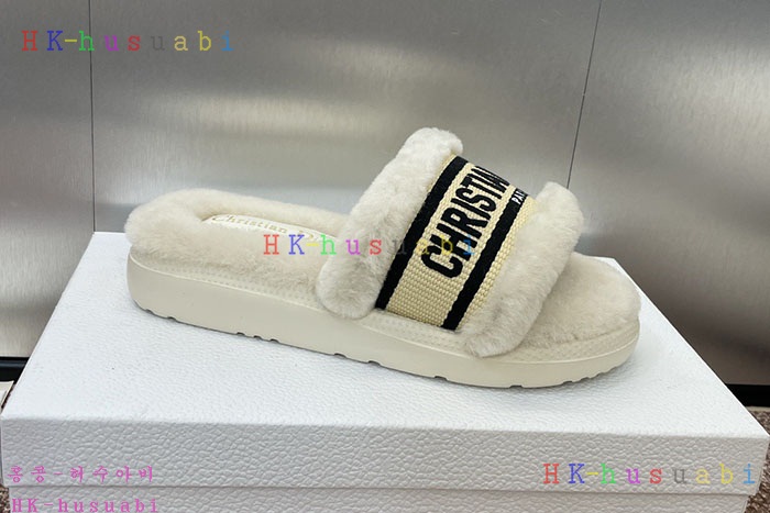 NEW 디올 신발 신상 DR 889043