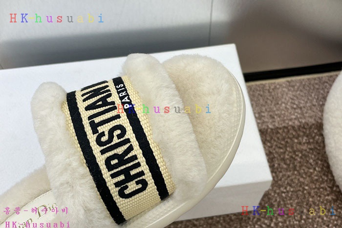 NEW 디올 신발 신상 DR 889043