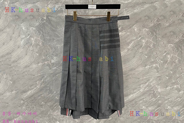 NEW 톰브라운 치마 신상 TB 599410