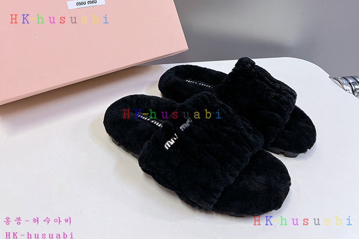 NEW 미우미우 슬리퍼 신상 MU 554015