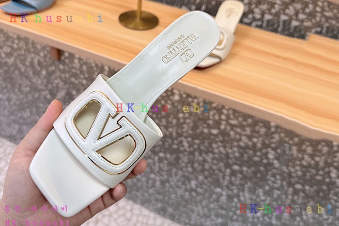 NEW 발렌티노 샌들 신상 V 4470810