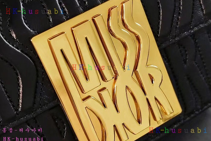 ★미러급★디올 플랩백 미스디올 Miss Dior M2610