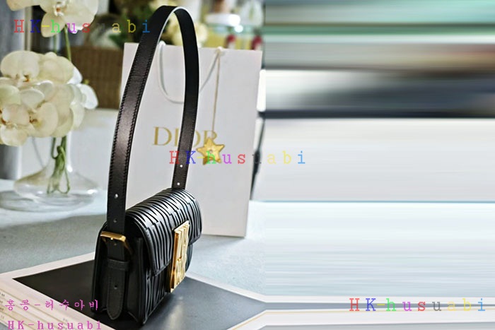 ★미러급★디올 플랩백 미스디올 Miss Dior M2610
